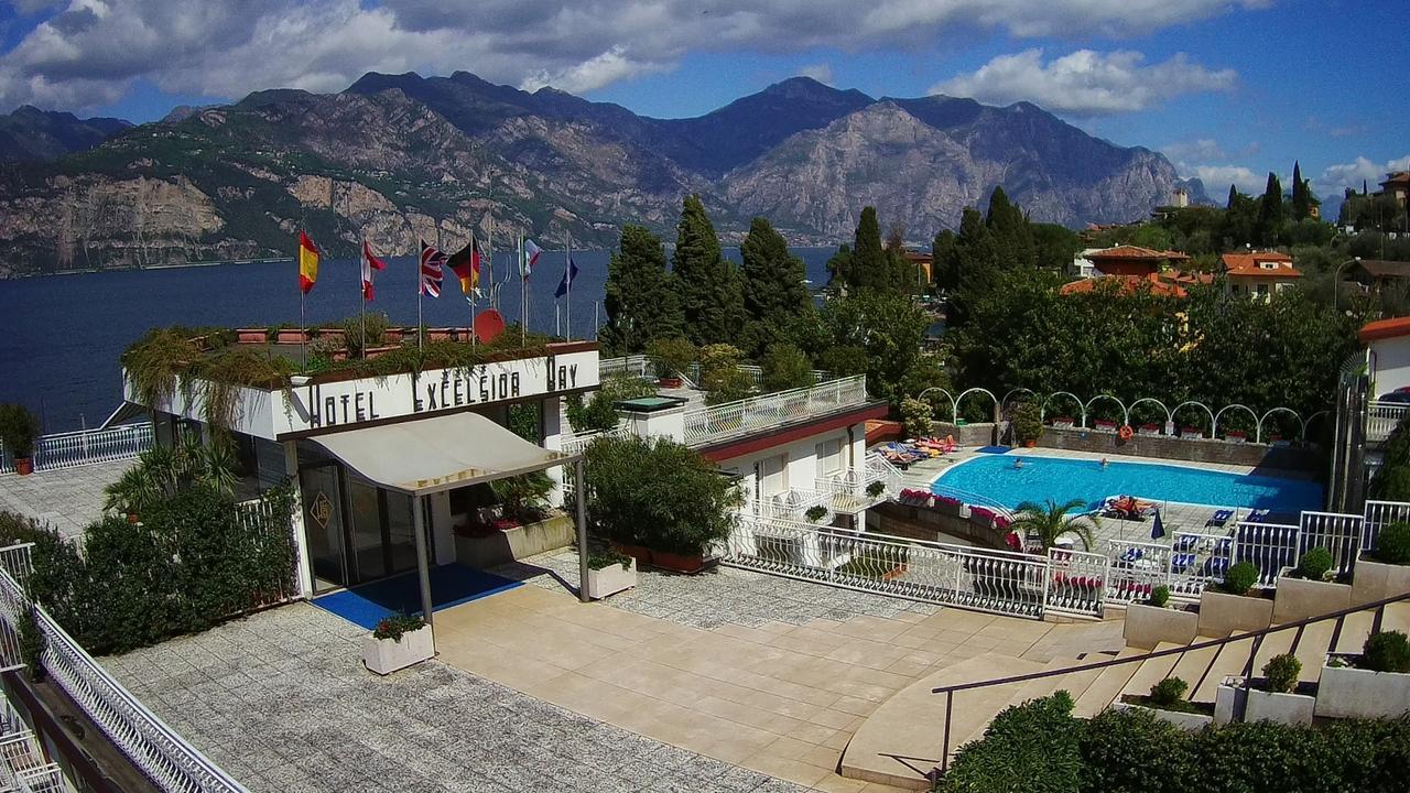 Hotel Excelsior Bay Мальчезіне Екстер'єр фото